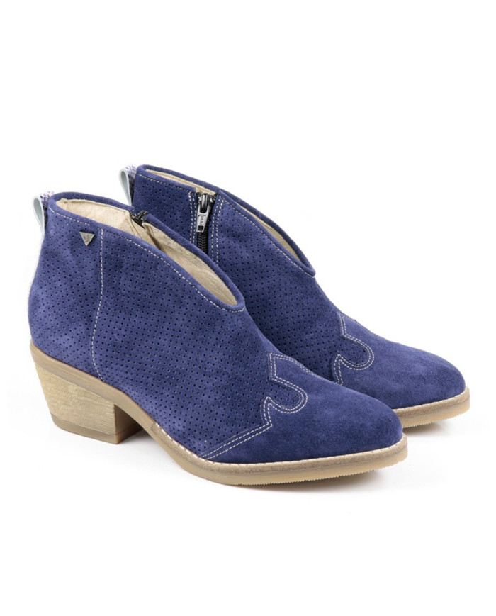 Botas de Senhora Azuis Ginova Perfuradas