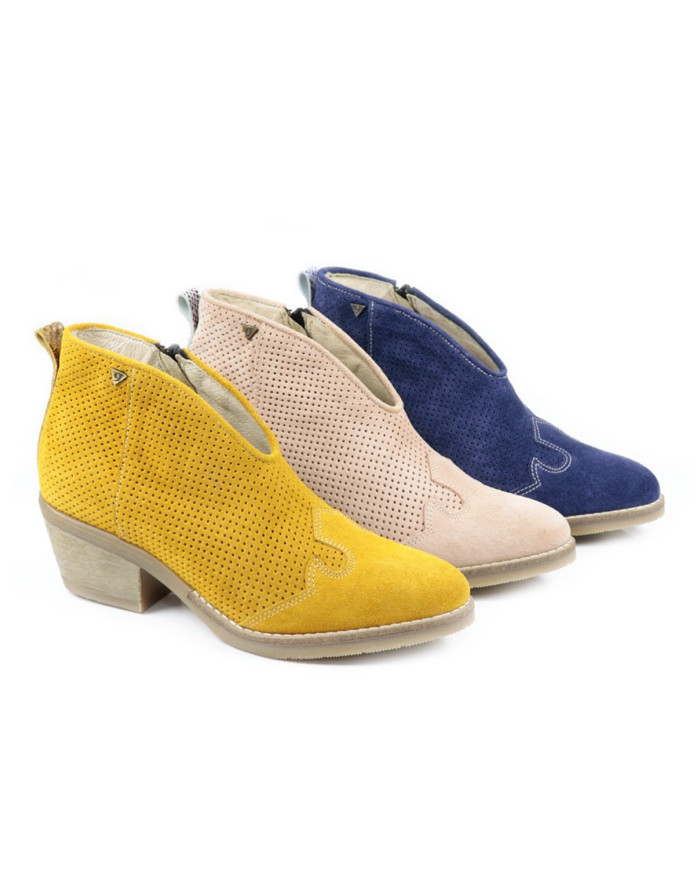 Botas de Senhora Ginova Perfuradas