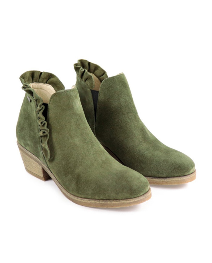 Green Boots of Lady with Folhos Ginova
