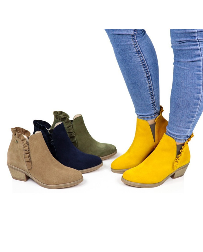 Botins de Senhora com Folhos Ginova