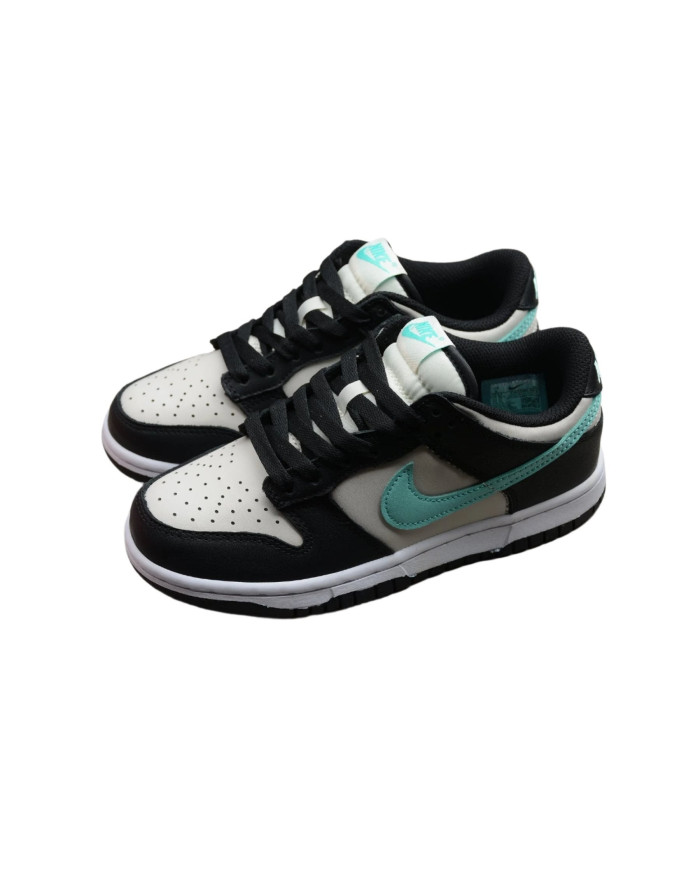 Nike Dunk Low SB