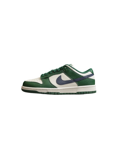 Nike Dunk Low SB