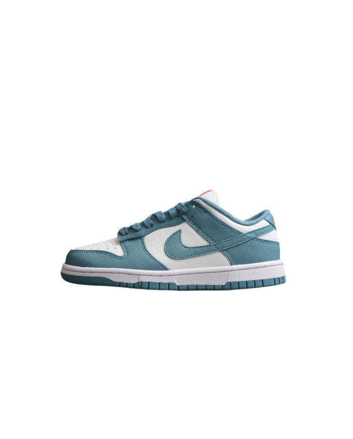 Nike Dunk Low SB 205