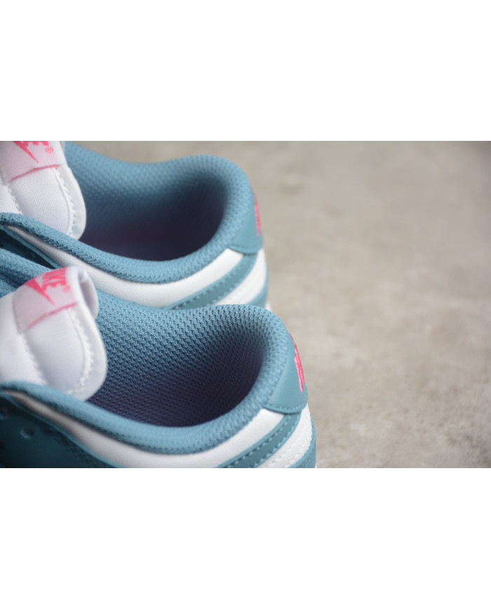 Nike Dunk Low SB 205