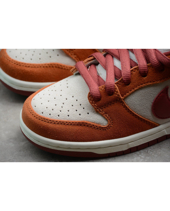 Nike Dunk Low SB