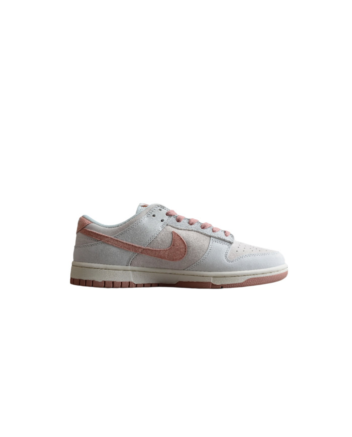 Nike Dunk Low  SB