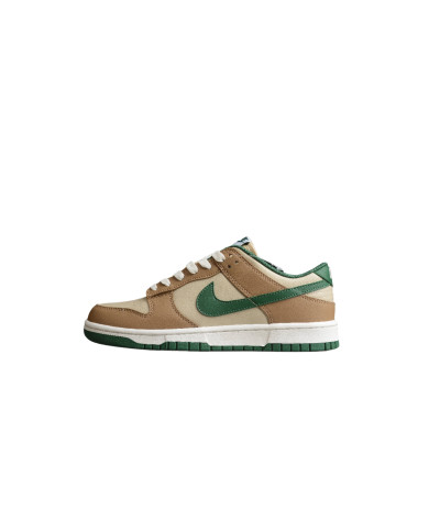 Nike Dunk Low  SB
