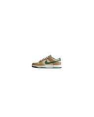 Nike Dunk Low  SB