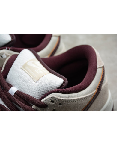 Nike Dunk Low SB