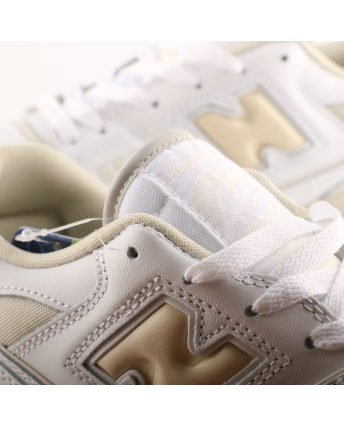 New Balance 550
