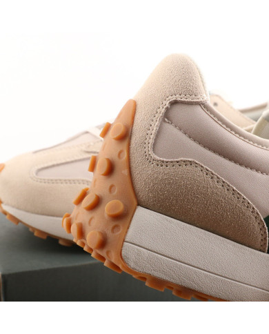 New Balance 327