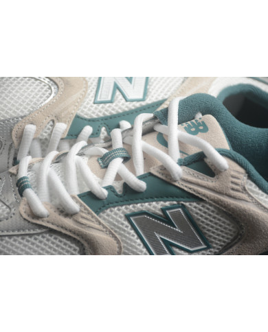 New Balance 530