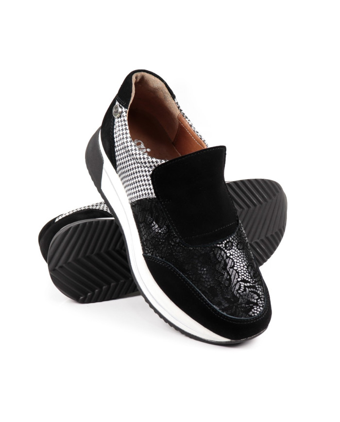 Black Ginova Woman Sneakers with Textures