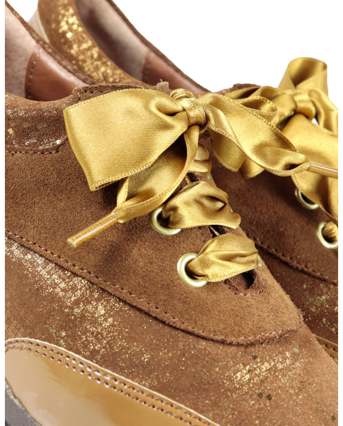 Ginova Women's Camel Sports With Wholesale