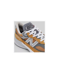 New Balance V6 990