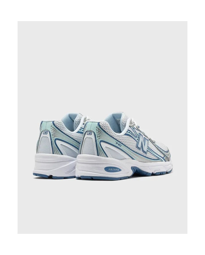 New Balance 740