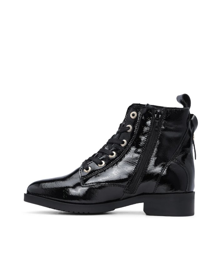 Botim Salto Raso Woman Verniz