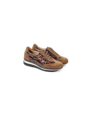 Wholesalers Ginova Women Camel Trainers