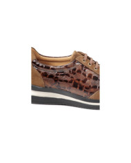 Wholesalers Ginova Women Camel Trainers