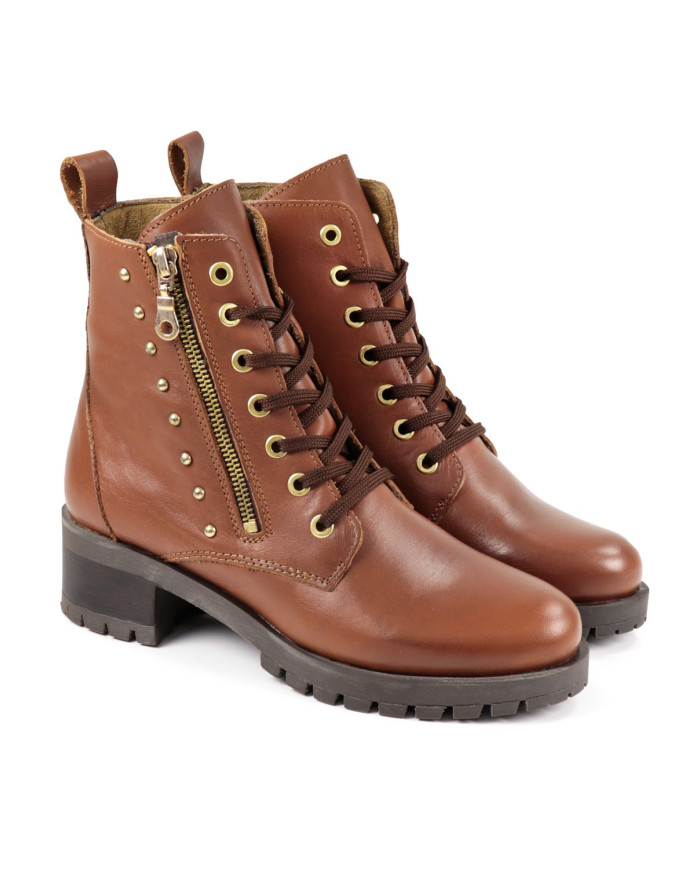 Botas Militares Camel de Mulher Ginova com Tachas