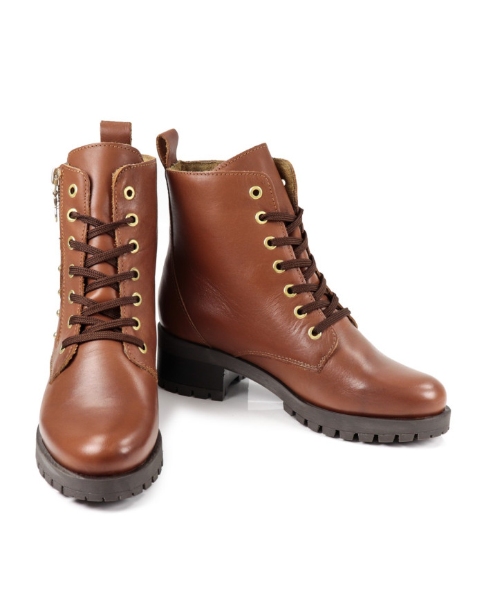 Botas de mujeres Ginova con Tachas