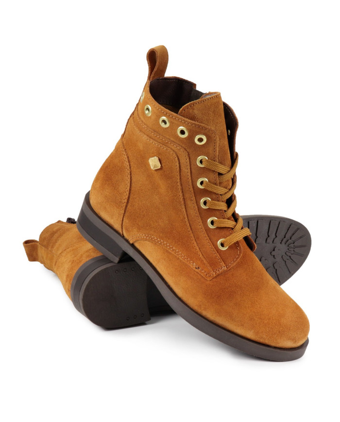 Botas Camel Rasas Ginova em Camurça