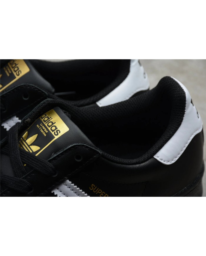 Adidas Superstar