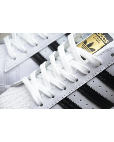 Adidas Superstar