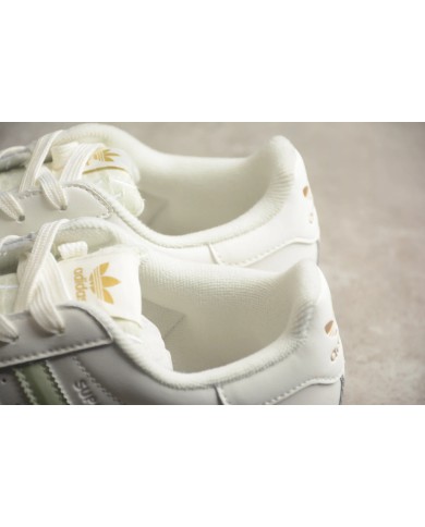 Adidas Superstar