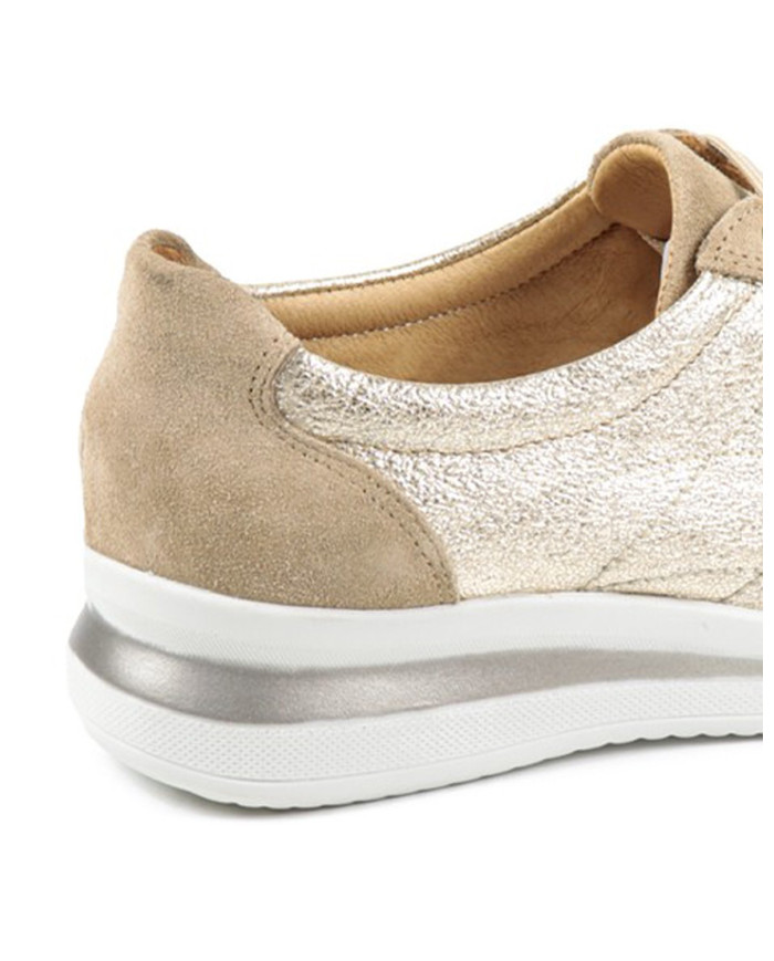 Lady Ginova shoes with Metalized Skin Gold