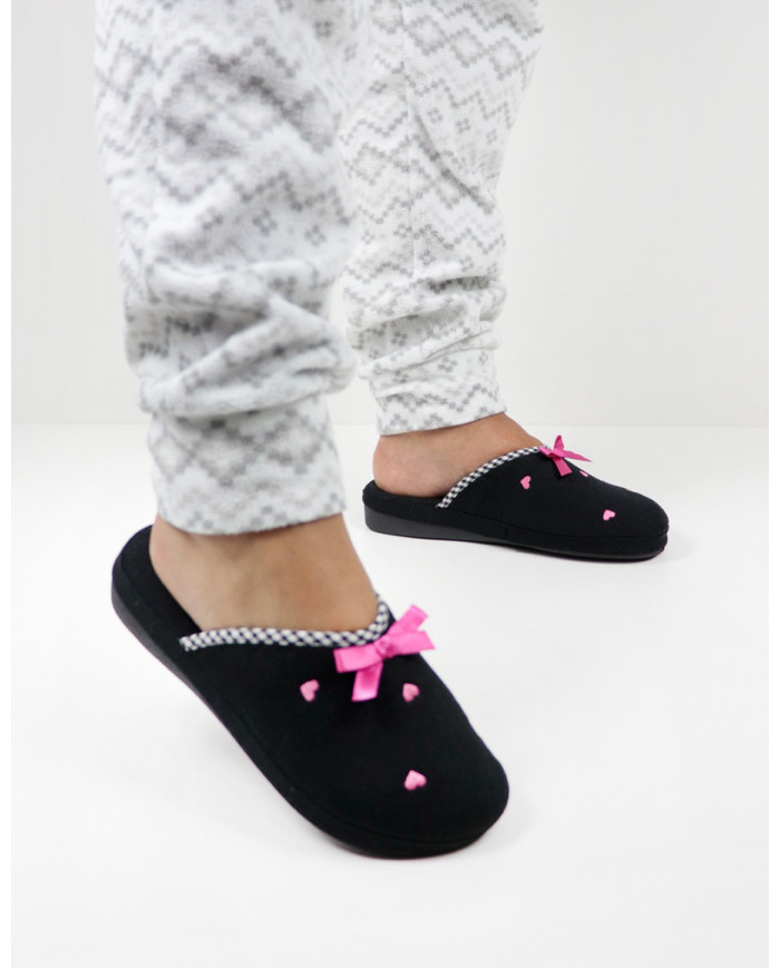 Ladies Room Slippers DeFonseca with Embroidery Hearts
