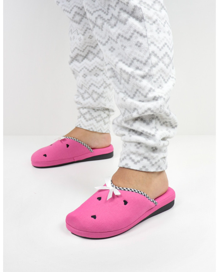 Ladies Room Slippers DeFonseca with Embroidery Hearts