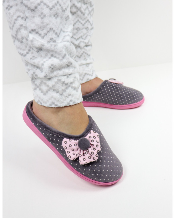 Ladies Room Slippers with Fabric Flower