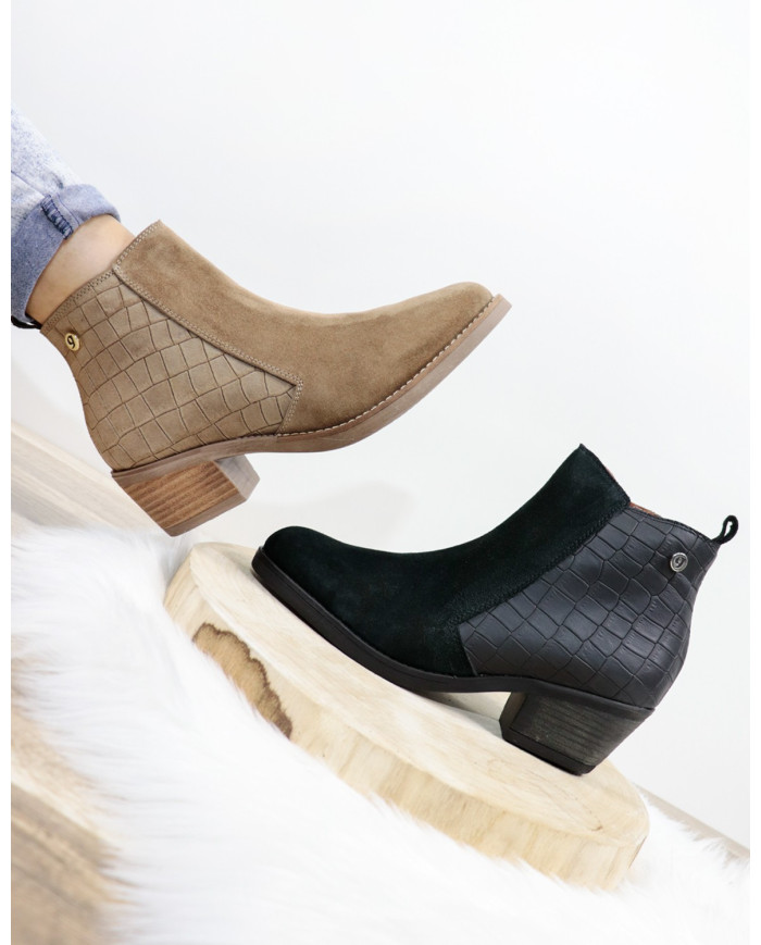 Ginova Middle Jump Buttons in Camurça