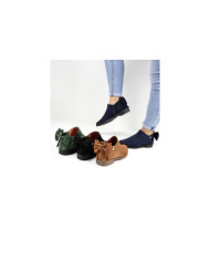 Botins Rasos Ginova com Laço