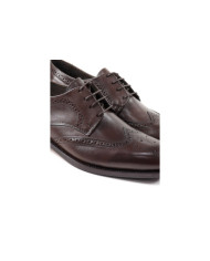 Sapatos Castanhos de Homem em Pele