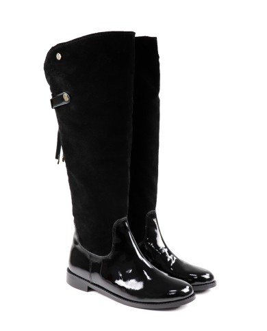 Botas Pretas Rasas com Cano Alto Ginova