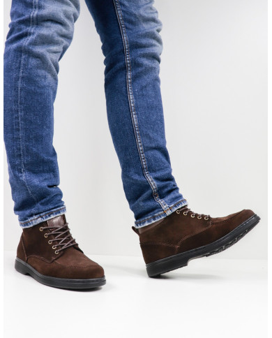 Ginova Man Boots with Wholesalers