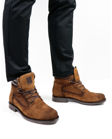 Ginova Man Bota con Wholesalers