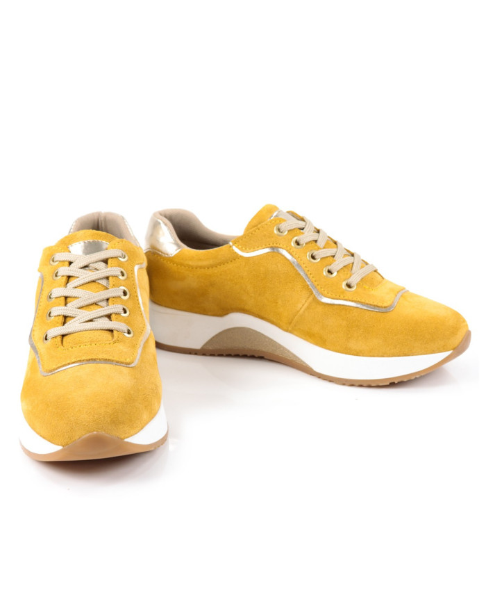 Women's Mustard Ginova in Camurça