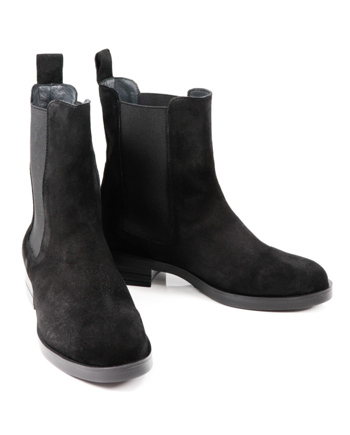 Black Women's Rasa Ginova Boots with Elastic