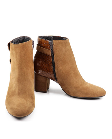 Botas de Senhora Camel com Salto Médio Ginova
