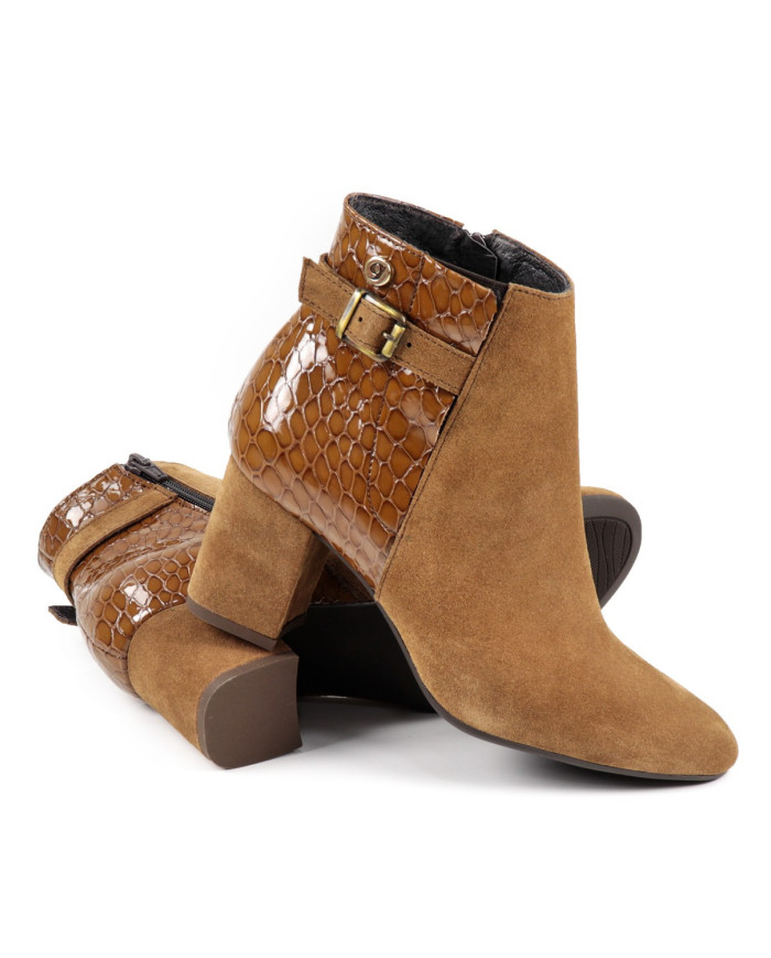 Botas de Senhora Camel com Salto Médio Ginova