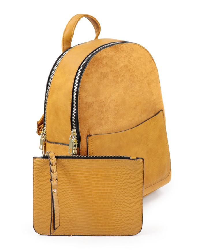 Mochila Mostarda com Bolsa Frontal