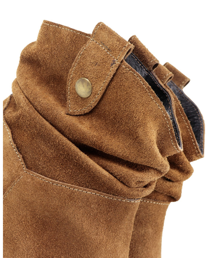 Camel Rasa Ginova Boot in Camurça