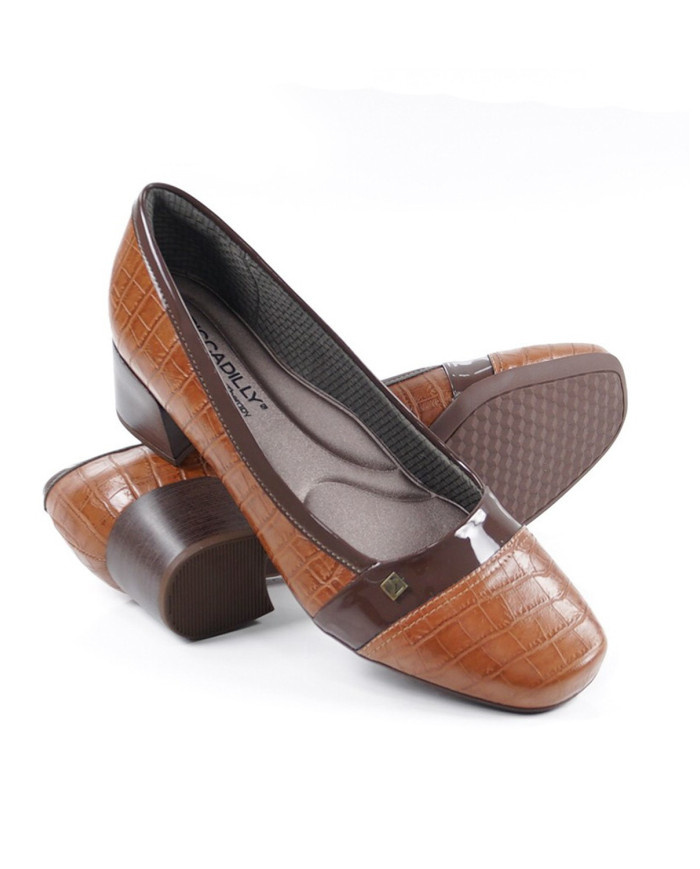 Camel Shoe of Lady Piccadilly of Middle Heel