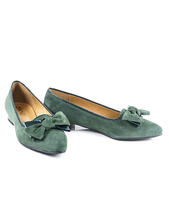 Sapatos de Senhora com Laço na Frente