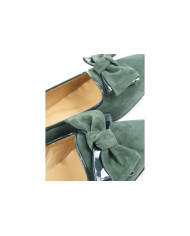 Sapatos de Senhora com Laço na Frente