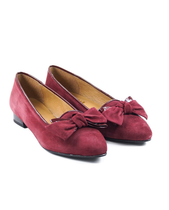 Lady's Butterfly Shoes with Lace on the Front