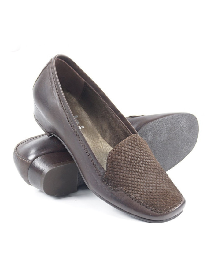 Sapatos de Senhora com Croco na Frente